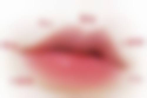 假体隆胸对哺乳有危害吗？规范操作下一般无危害，选对方式可兼顾美丽与哺乳！ 
