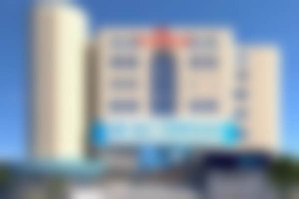 三、医院优势：资质硬、设备新、服务暖，口碑源自点滴积累