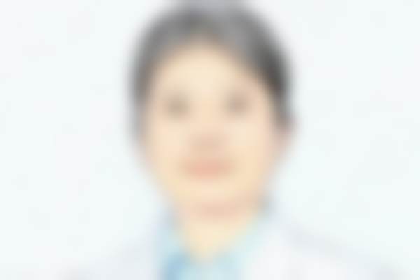 近视手术医生怎么选？揭秘南京华厦眼科医院杨蕾的任职经历与荣誉成就：她为何备受患者信赖？