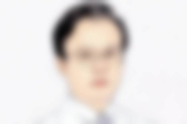 四、医生团队：杨蕾医生领衔，从业多年骨干医生集群护航